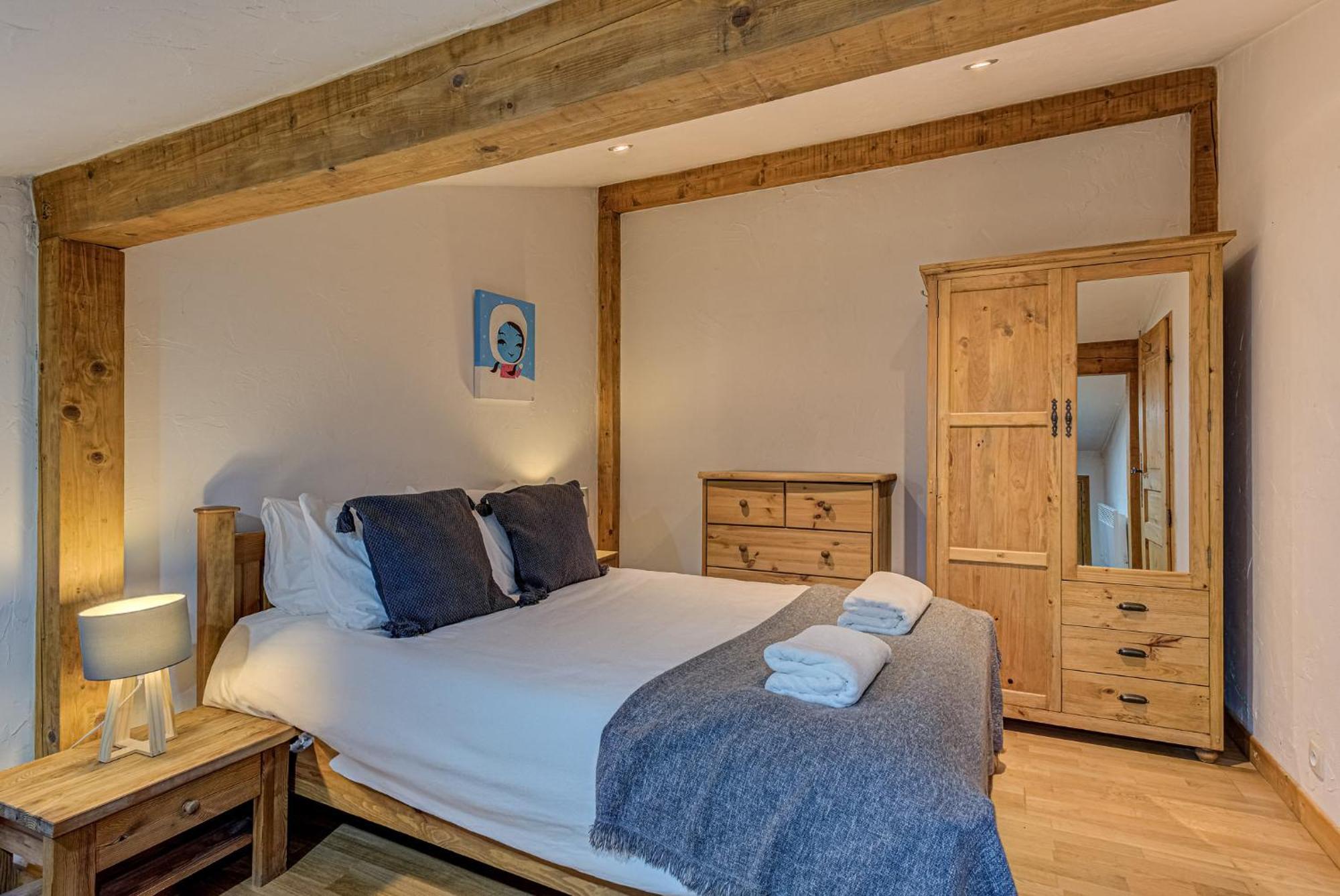 Chamouny - Alpes Travel - - Sleeps 8 *